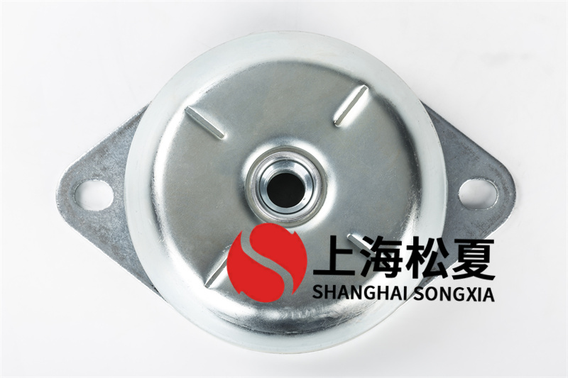 工程機械用橡膠<a href='http://m.czssdl.com' target='_blank'><u>減震器</u></a>的制作方法技術領域